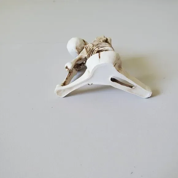 Halloween Yoga Skeleton Figurines Decorations Zen Poses Resin Set of 4 New - Picture 4 of 16